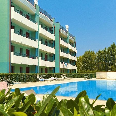 Apartment In Caorle With Heating Extérieur photo