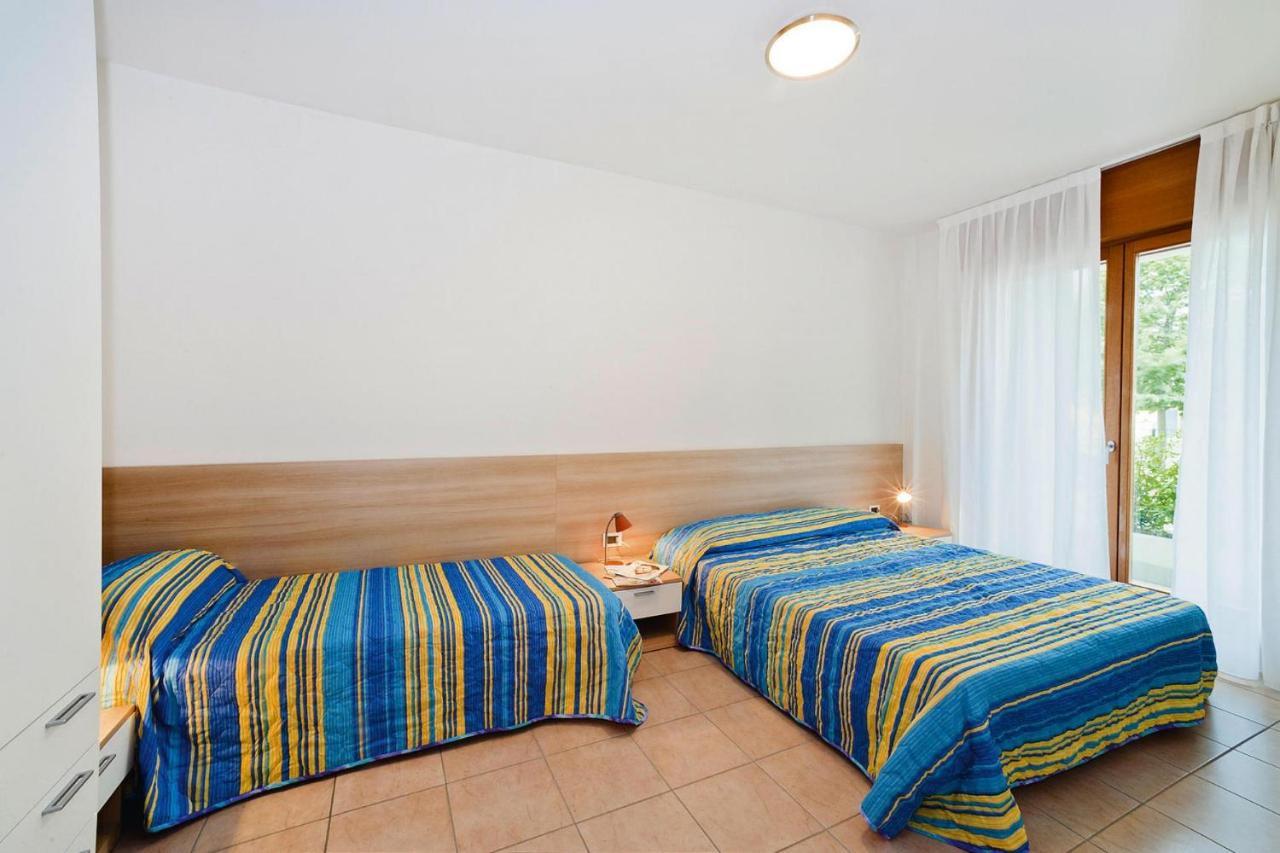 Apartment In Caorle With Heating Extérieur photo